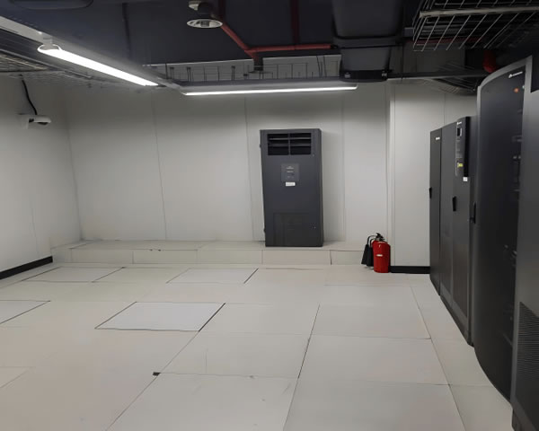 高仿云服务器在日本市场的应用与前景