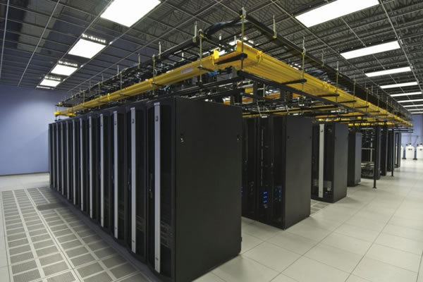 选择美国高防服务器时常见误区一览